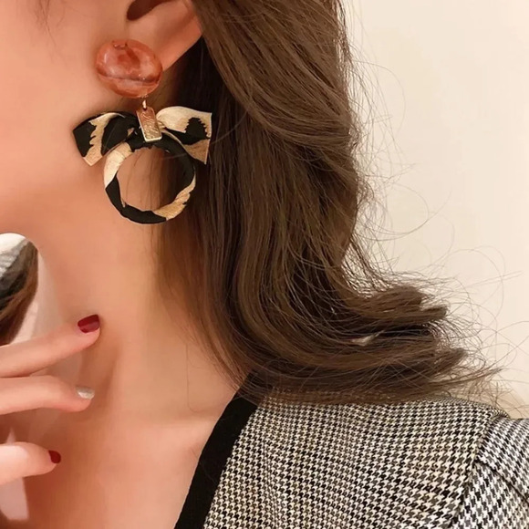 NEW! Dainty Leopard Ribbon Hoop Earrings - Picture 4 of 7